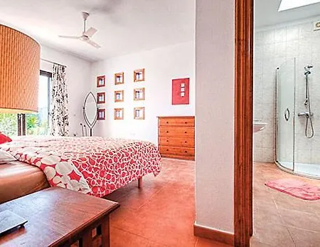 Playa Blanca Sleeps 6 Wifi Villa *